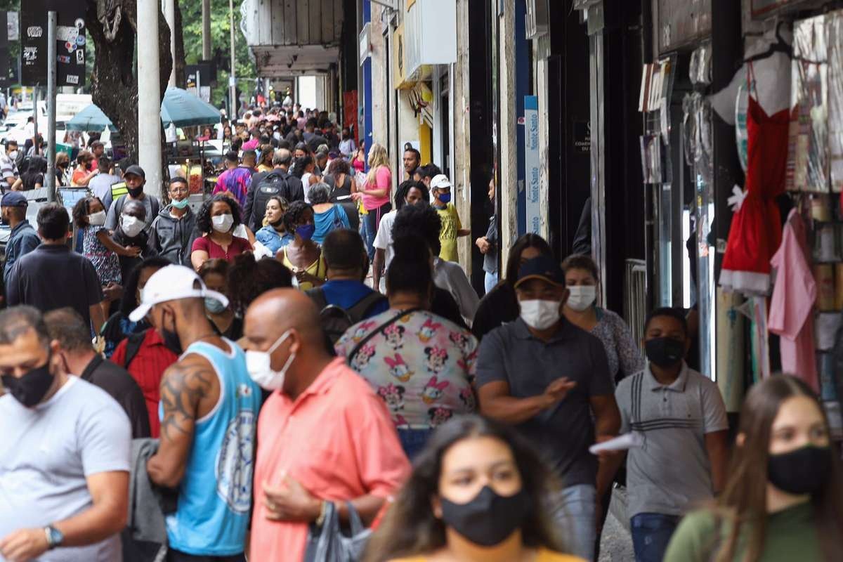 Índice apresentou queda, mas ainda é cedo para afirmar que quarta onda esteja chegando ao fim
