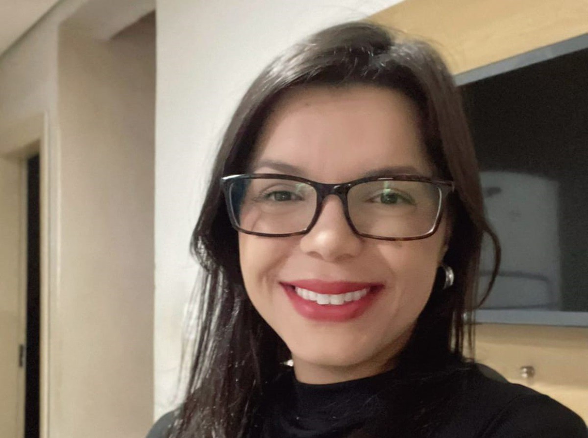 Elizângela Aparecida dos Santos, professora adjunta da UFVJM, é uma das agraciadas do Prêmio Fundação Bunge 2025