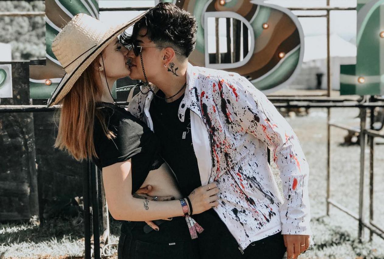 Homofobia teria sido o motivo das agressões sofridas por Carol e Gabrielle Amato mais outras três amigas no Hopi Hari