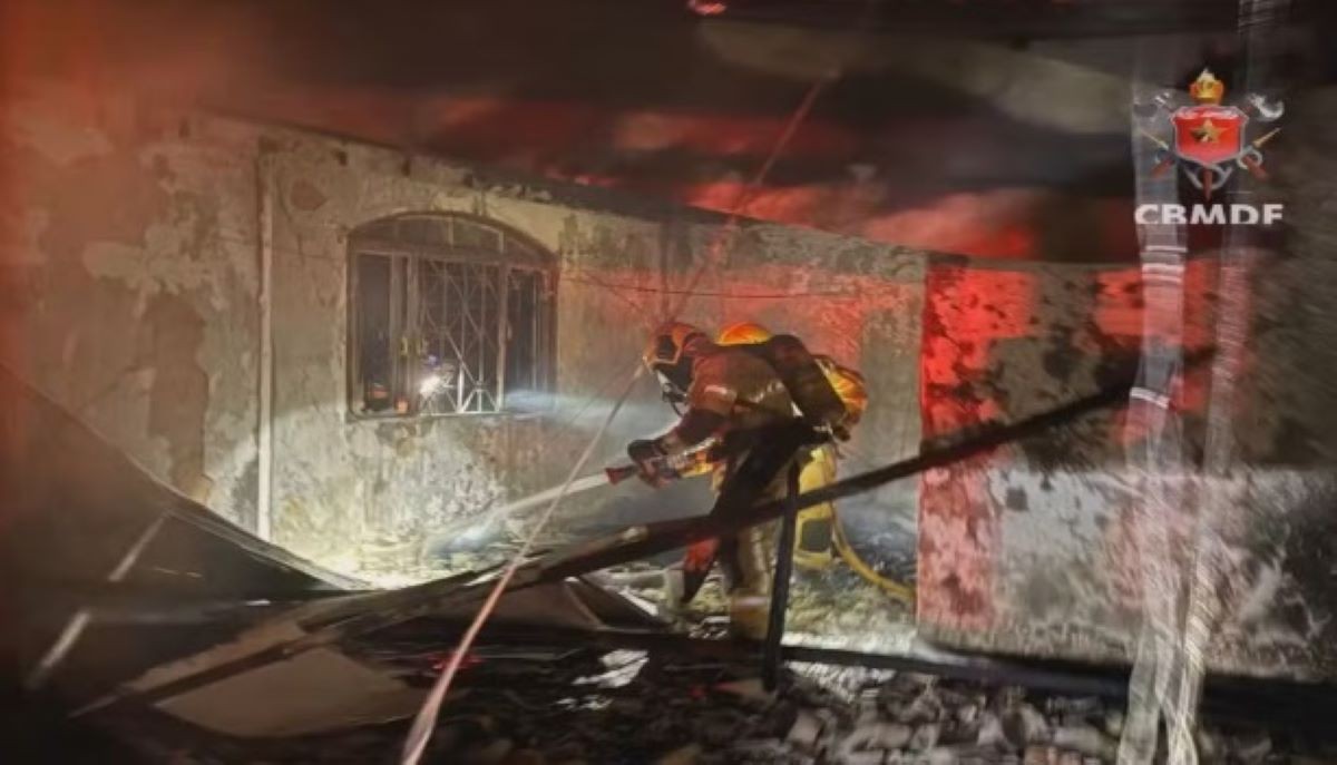 Incêndio em casa de reabilitação para dependentes químicos no Paranoá 