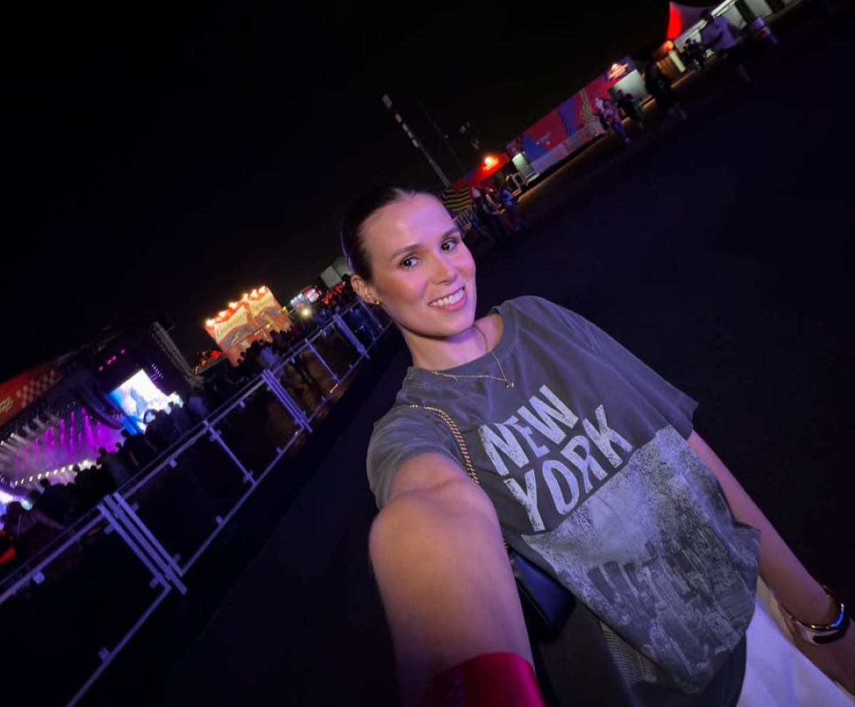 Jeniffer Castro tem apresentado vários trabalhos publicitários no Instagram
