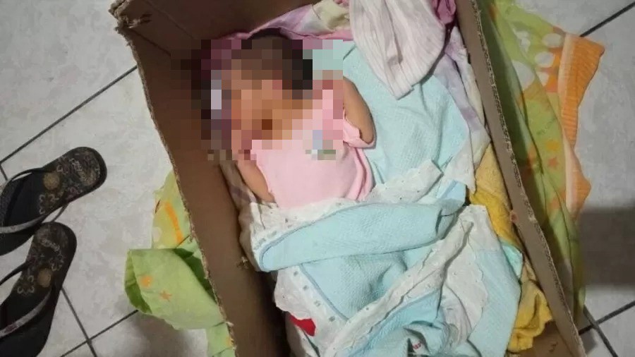 Bebê foi achada em lixeira por mecânico