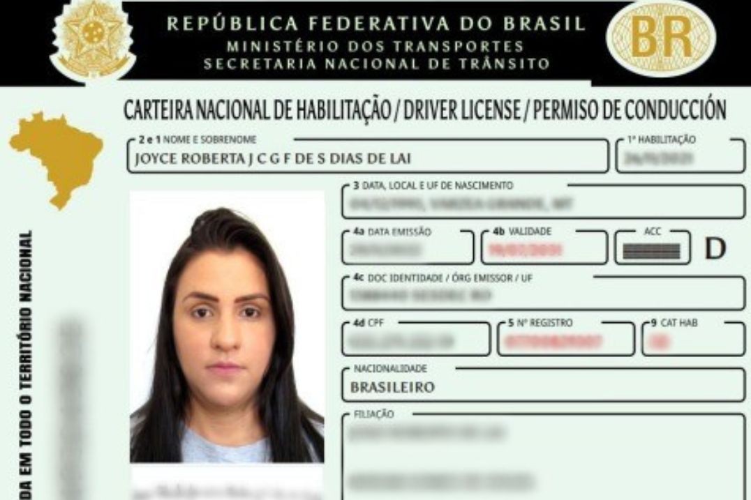 Jovem com 9 nomes tem todos os documentos abreviados