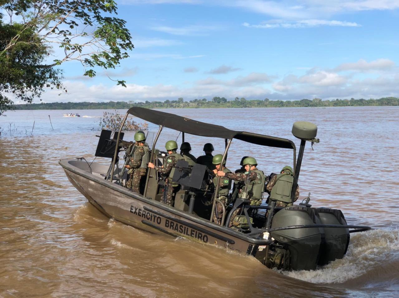 Exército Brasileiro durante buscas para encontrar indigenista e jornalista no Amazonas