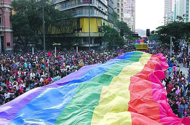 Em BH,  Parada do Orgulho LGBTQIAPN+ já teve 26 edições