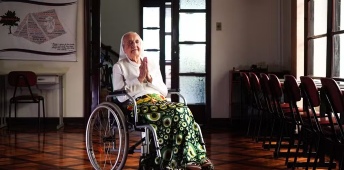 Quando fez 110 anos, Inah ecebeu uma bênção apostólica do Papa Francisco