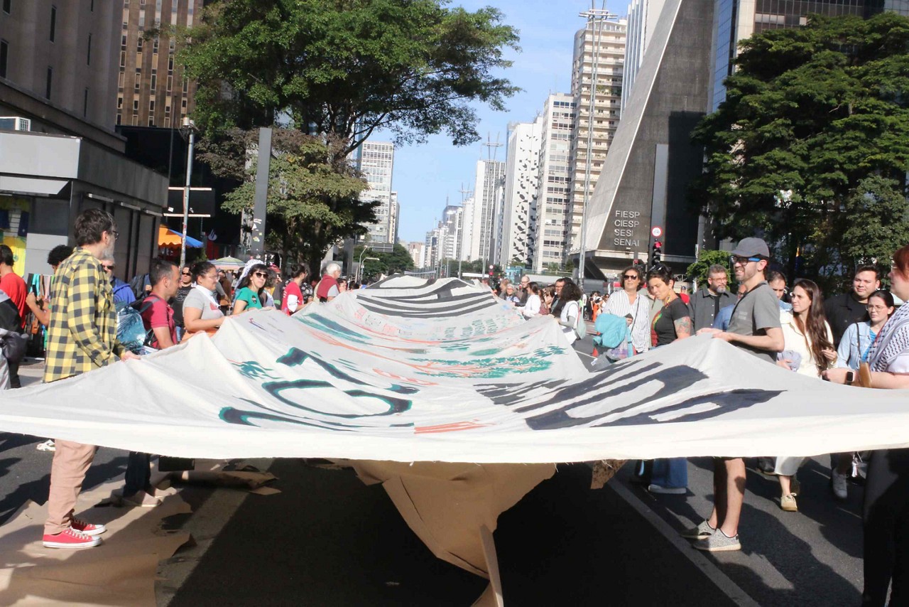 Manifestantes se reuniram  na Avenida Paulista