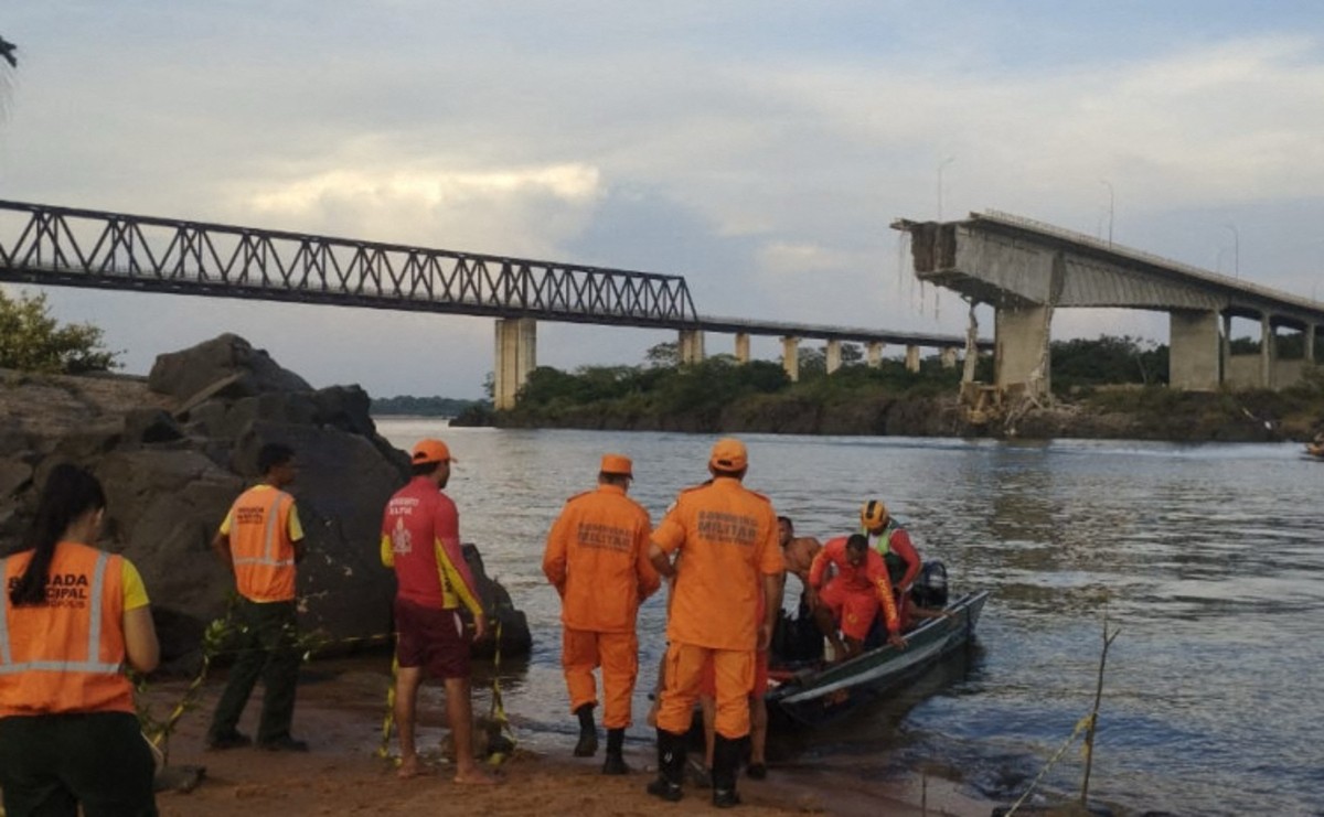 Ponte desabou em 22 de dezembro 