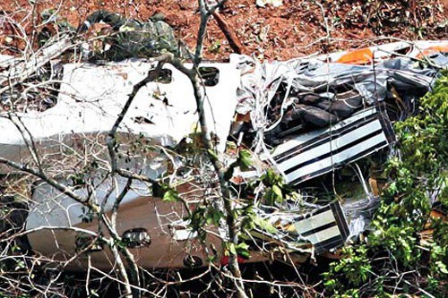Relatório da aeronáutica mostra sucessão de erros dos pilotos e dos controladores de vôo