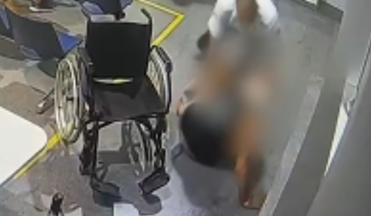 Câmeras de segurança do local gravaram as agressões