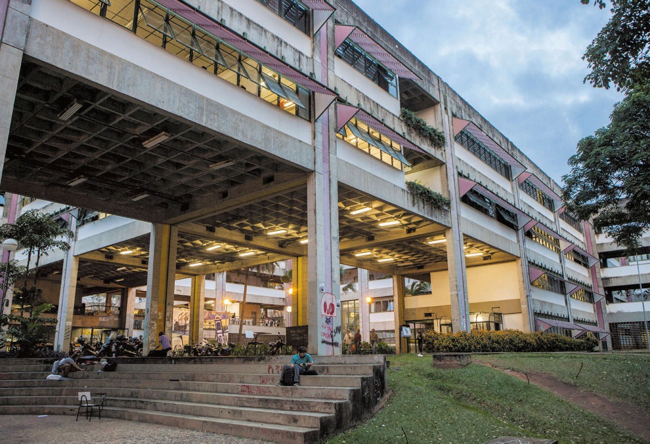 UFMG é uma das universidades federais afetadas pela falta de recursos