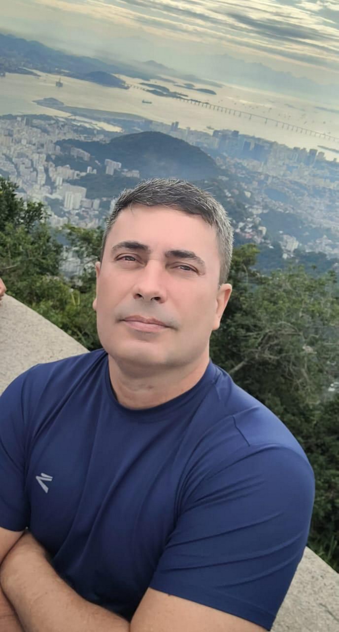  O representante comercial Constantino Thé Maia foi o último nome a ser incluído na lista de vítimas pela Voepass