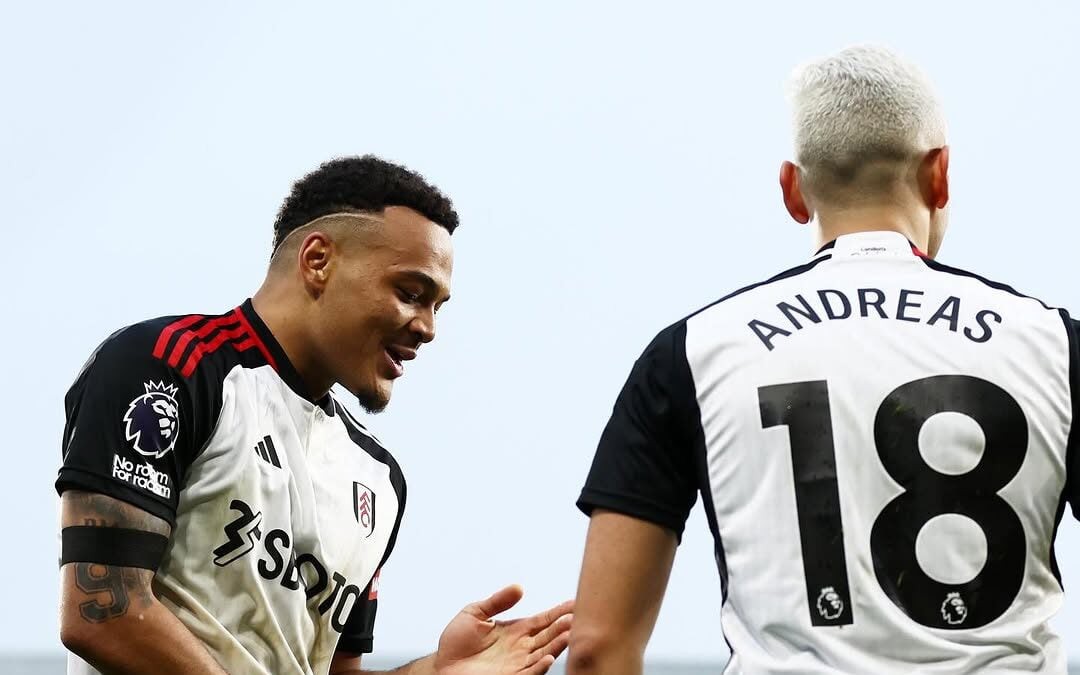 Rodrigo Muniz e Andreas pelo Fulham (Reprodução / Instagram)