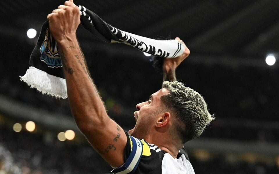 Bruno Guimarães pode para na Arábia Saudita na próxima temporada (Foto: Reprodução / X)