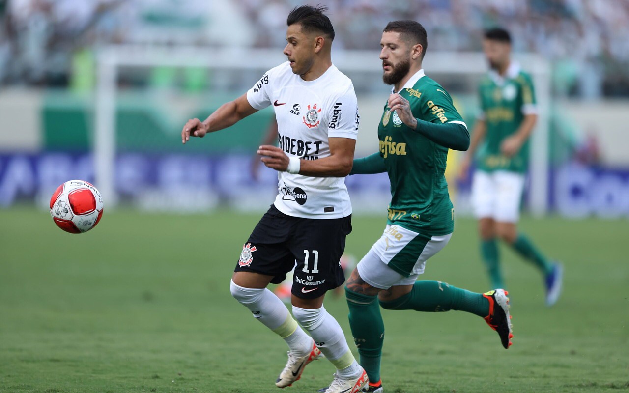 Romero e Zé Rafael em Palmeiras e Corinthians no Paulistão 2024 (Foto: Leonardo Lima/AGIF)