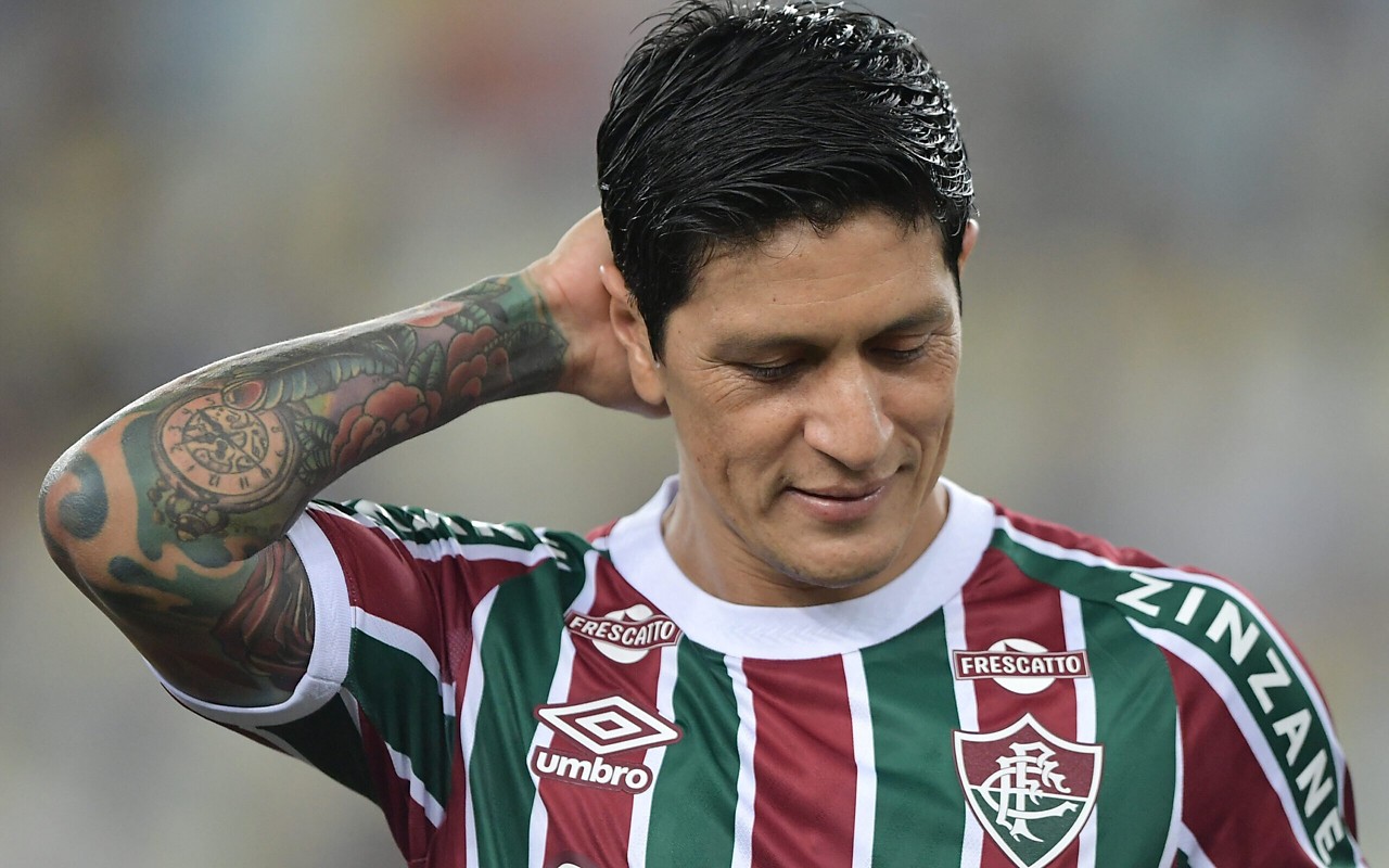 Cano em campo pelo Fluminense na Copa do Brasil (Foto: Thiago Ribeiro/AGIF)