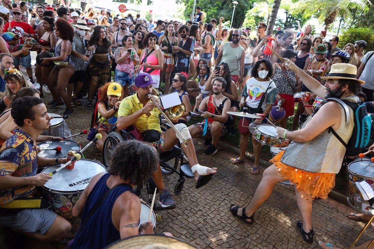 Bairro Santa Tereza, na região leste, recebe grande concentração de blocos no Carnaval de BH