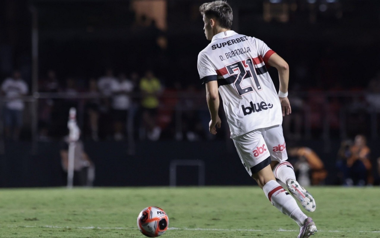Bobadilla foi acusado de xenofobia por jogador do Talleres (Foto: Marcello Zambrana/AGIF)