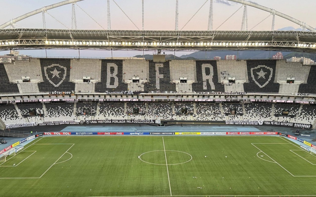 Estádio Nilton Santos é a casa do Botafogo (Foto: Bruno Vaz / Lance!)