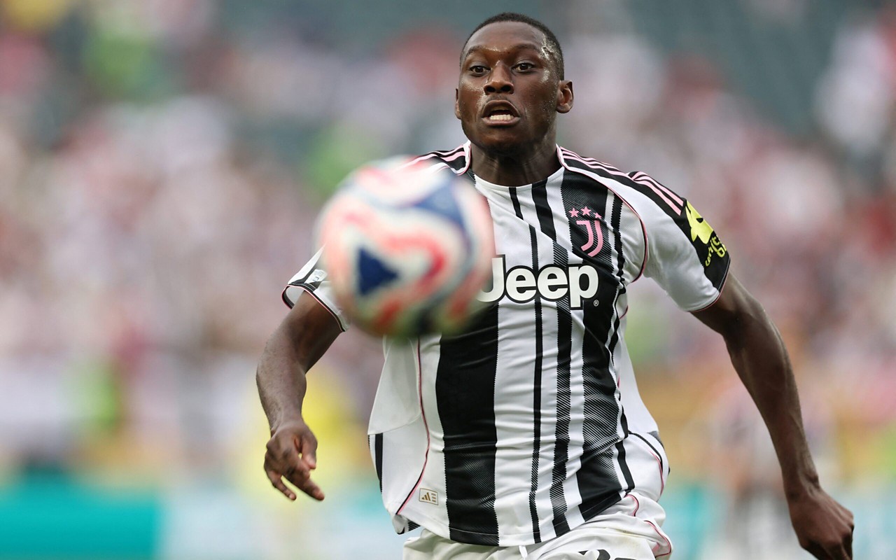 Kolo Muani em ação pela Juventus, no Mundial de Clubes (Foto: Charly Triballeau/AFP)