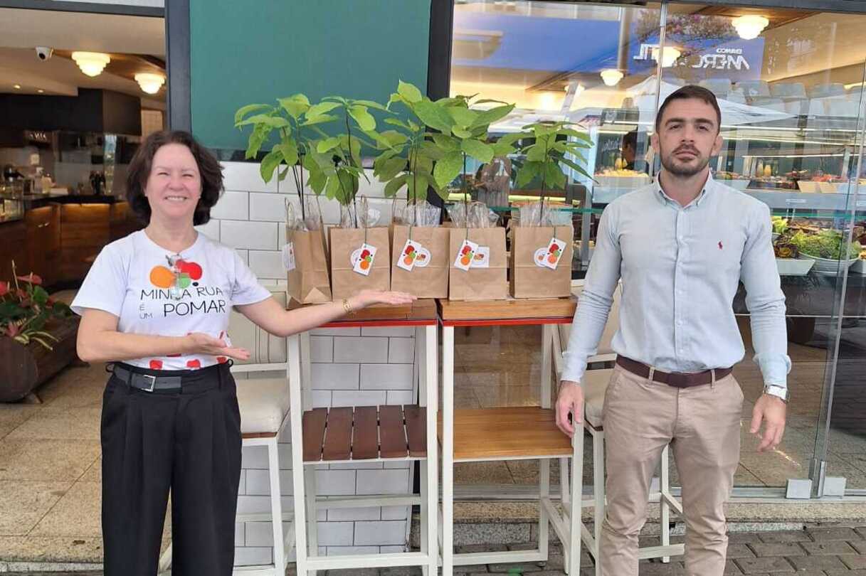 Bar do hipercentro de BH, o Pop Kid participa há seis anos do projeto Minha rua é um pomar