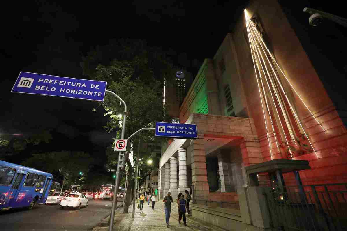 Alguns serviços públicos municipais vão ter horários especiais de funcionamento