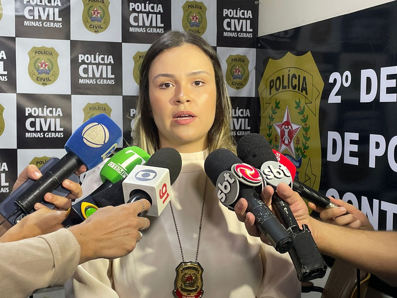 Delegada Karla Moreira fala detalha caso