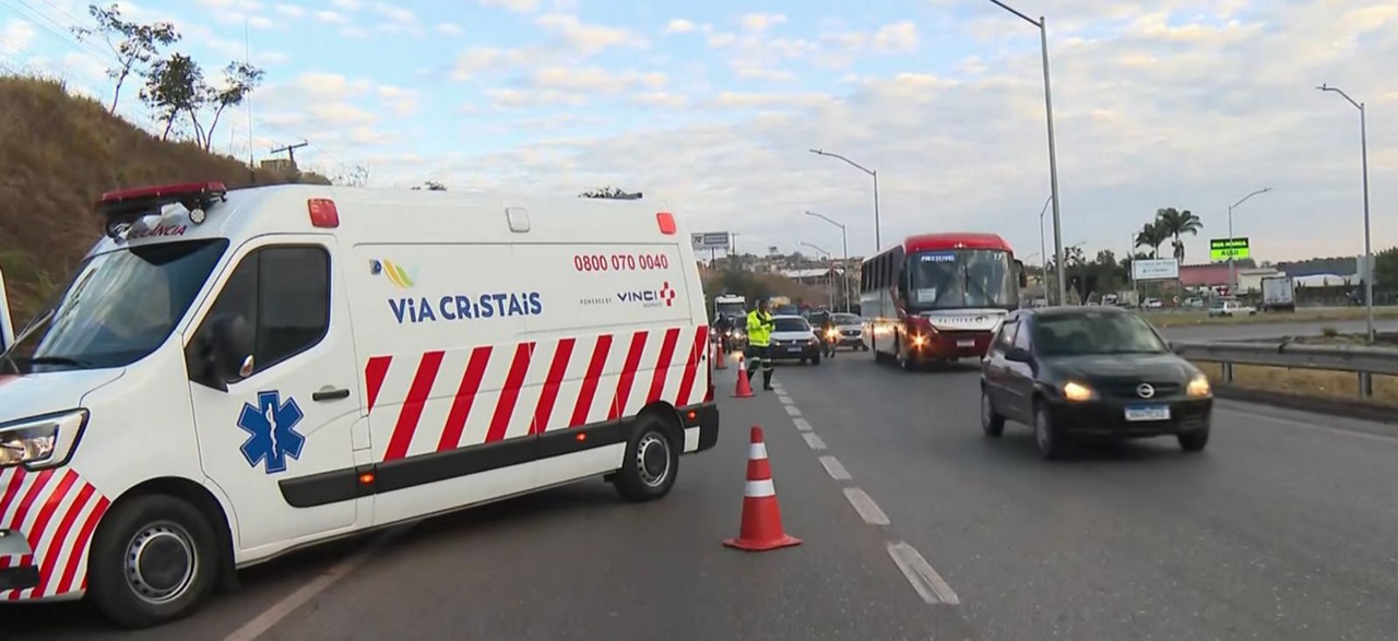 Ocorrência foi registrada na altura do km 518 em Ribeirão das Neves