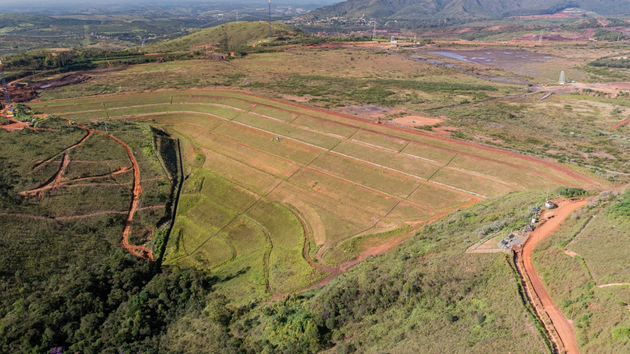 Barragem Forquilha III, da mina de Fábrica, em Ouro Preto, está em nível 3 de alerta desde 2019