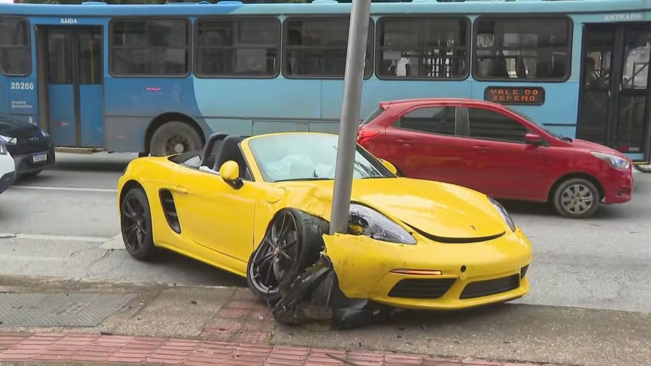 Batida foi na avenida Nossa Senhora do Carmo