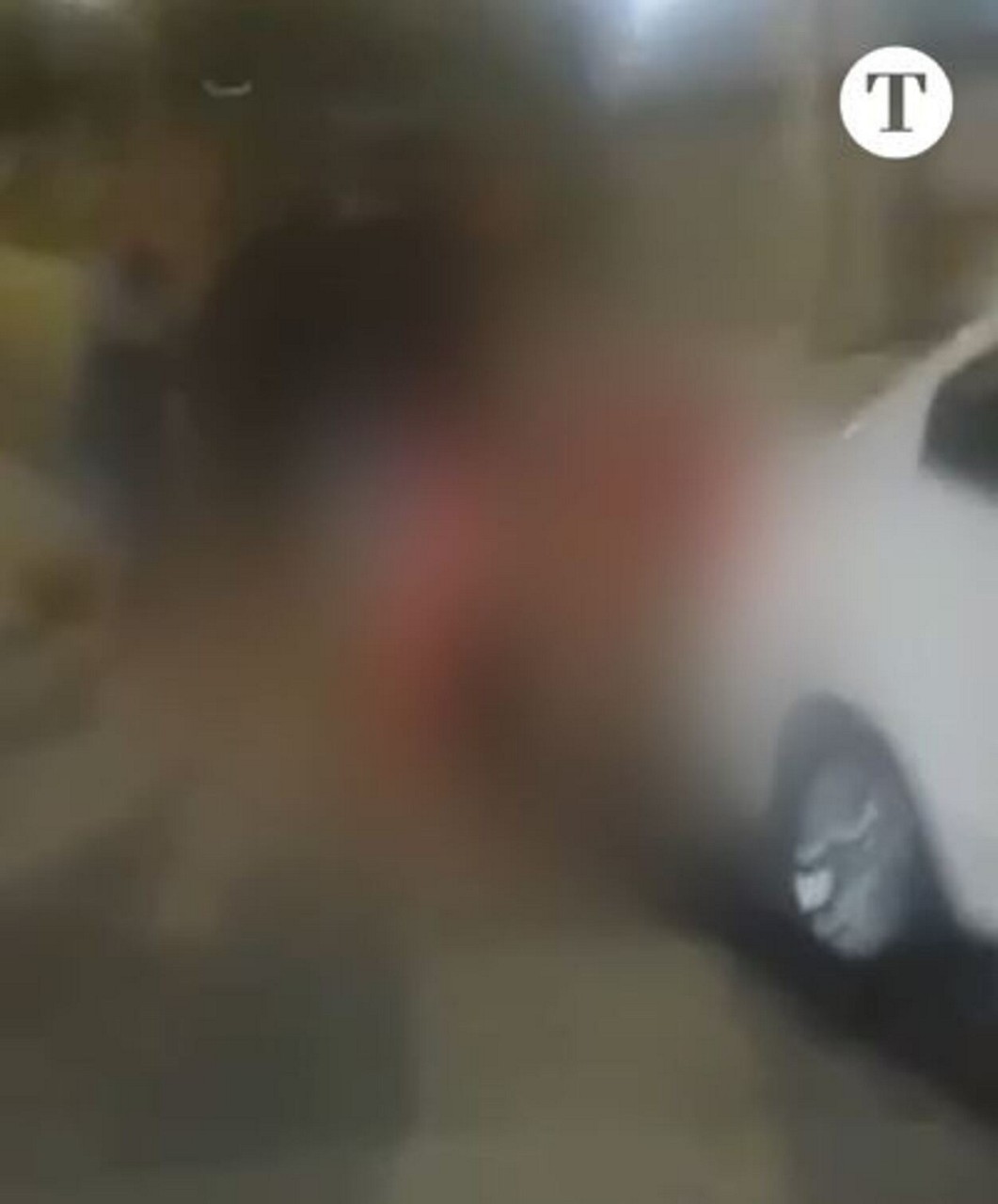 Vítima foi agredida com chutes, socos e pedras