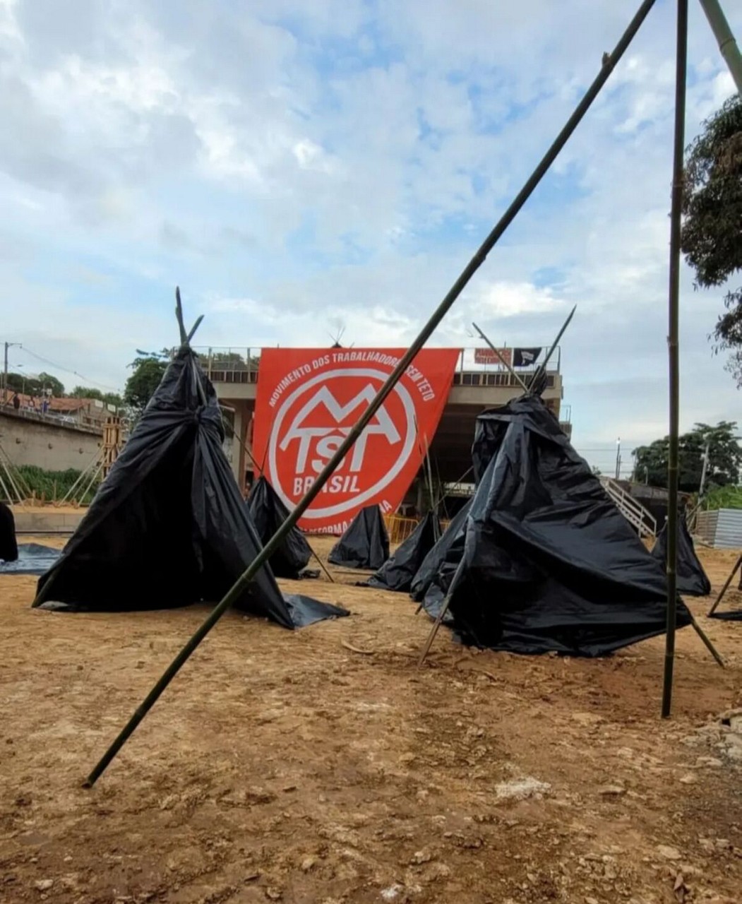 Manifestação do MTST nas obras da linha 2 do metrô