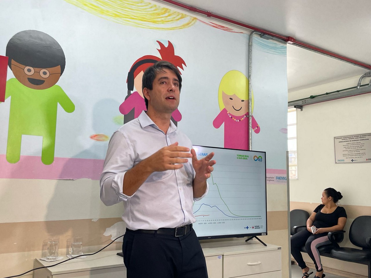 Medida foi apresentada pelo secretário de Estado de Saúde, Fábio Baccheretti
