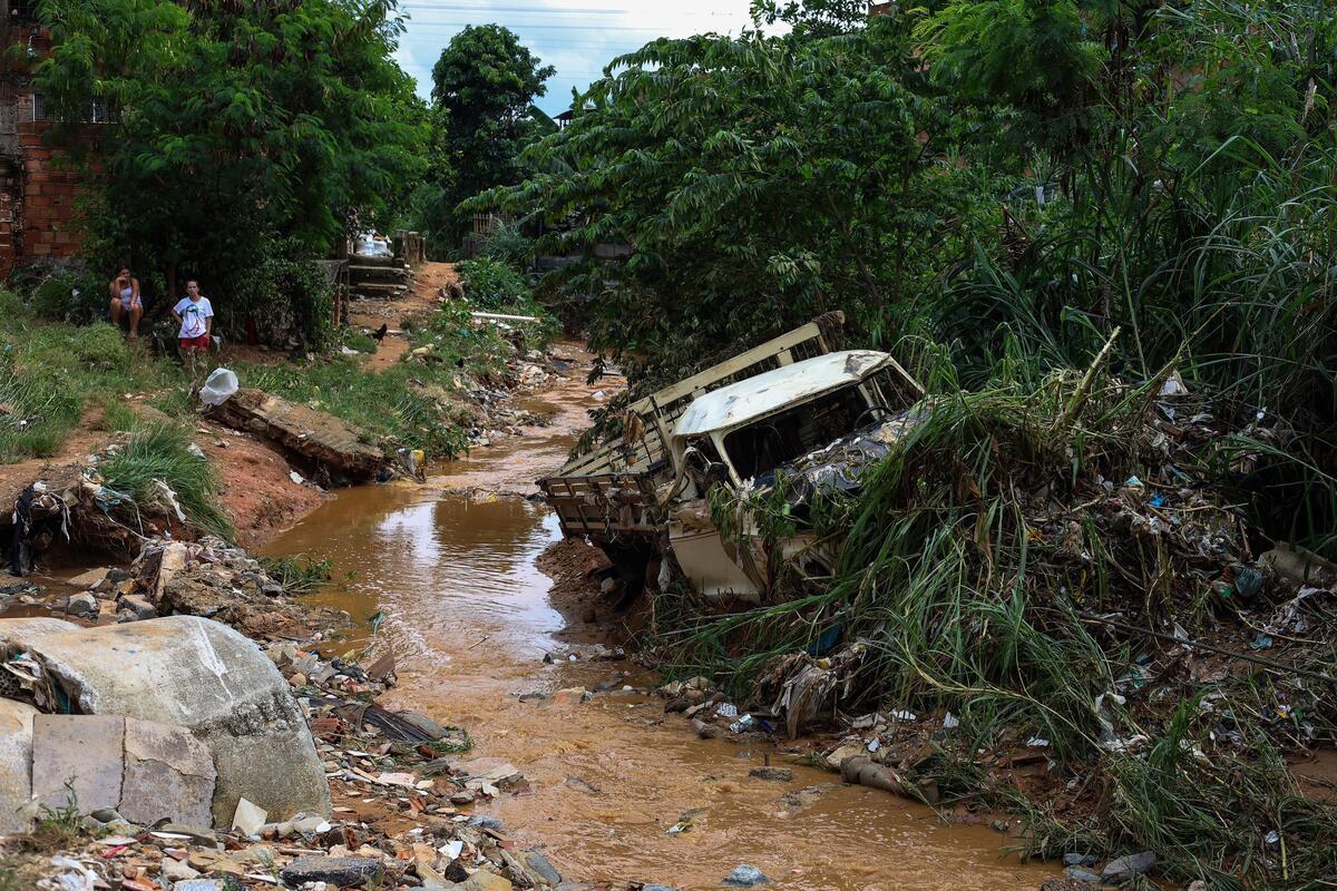 Enxurrada em Santa Luzia é exemplo de evento climático extremo