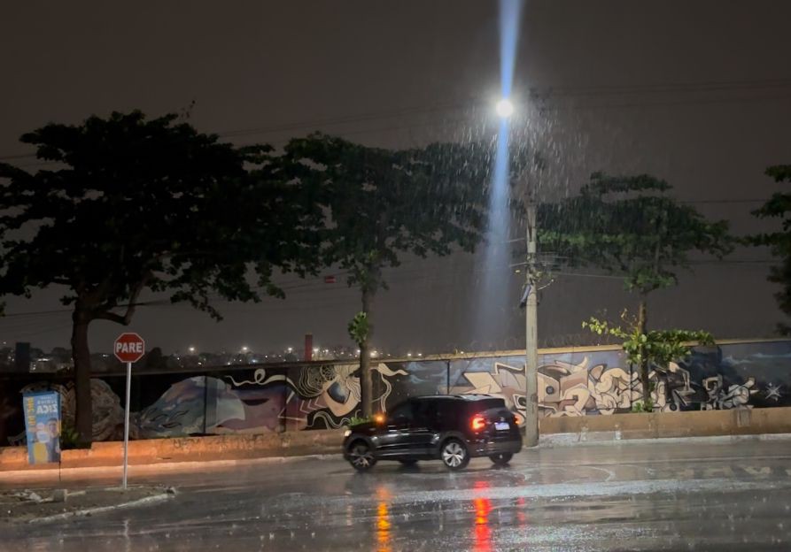 Contagem registra chuva na noite desta quarta-feira