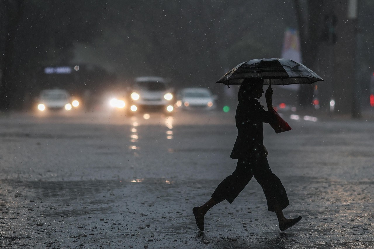 Chuva deve atingir mais de 400 municípios de Minas