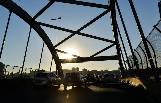 Umidade relativa do ar pode chegar a 15% no período da tarde
