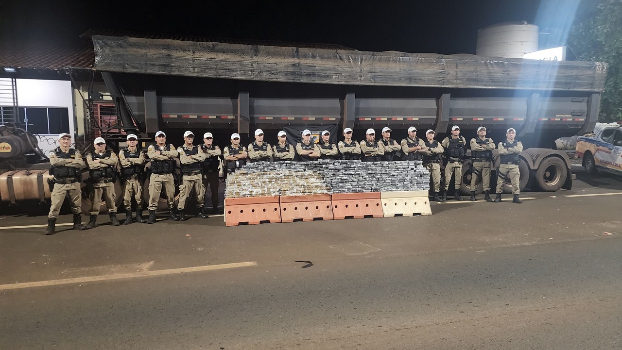 Droga saiu da Bolívia e seria distribuída nas imediações de Uberaba