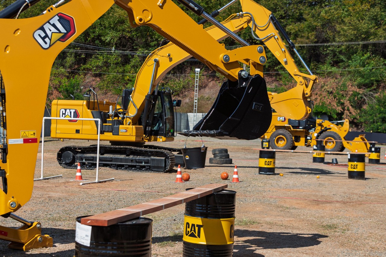 Contagem recebe etapa do Desafio Mundial de Operadores da Caterpillar