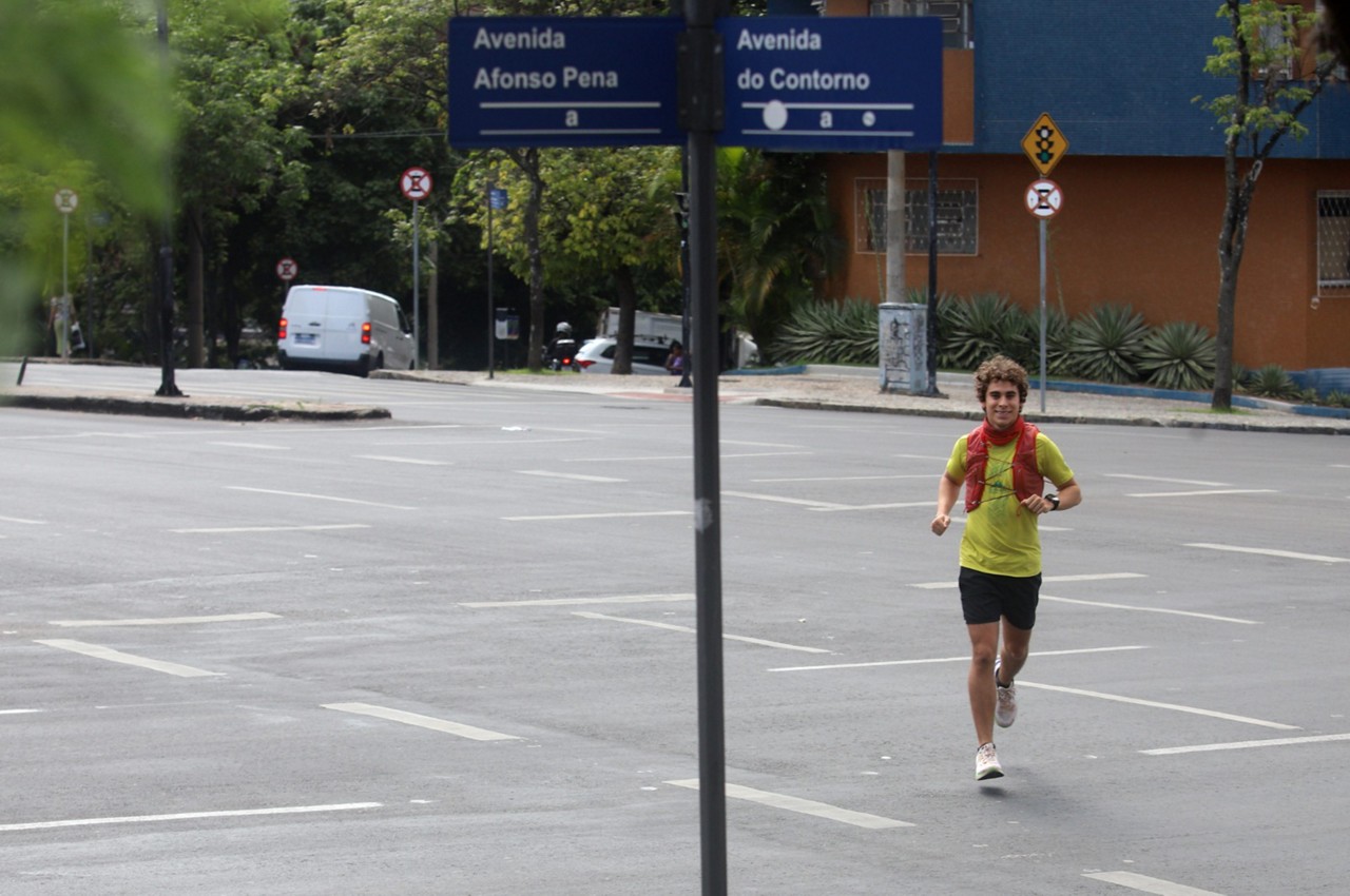 Bruno Monteiro planeja passar cerca de 30 horas correndo na região central de BH