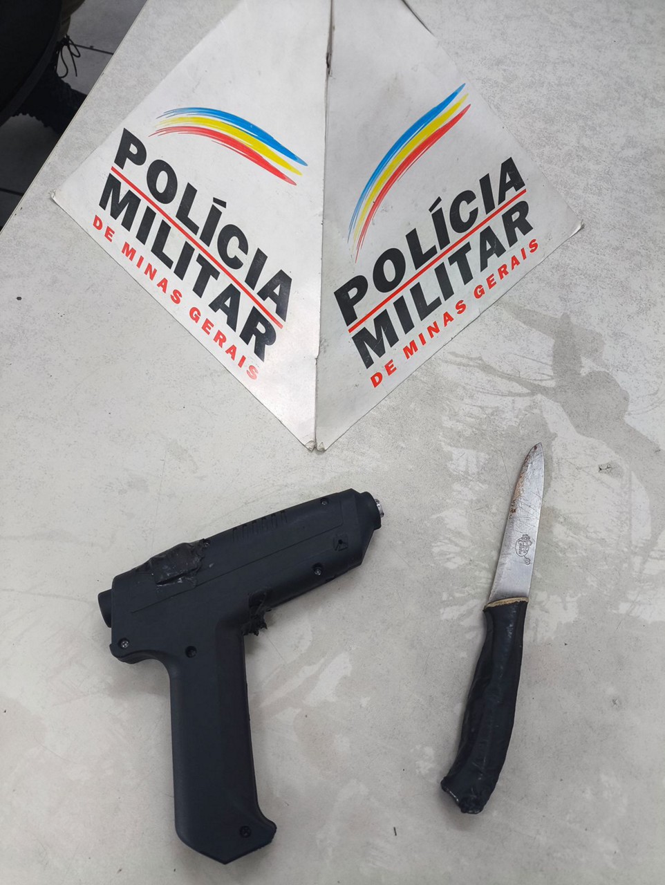 A pistola foi 'modificada' para se parecer com um revólver verdadeiro