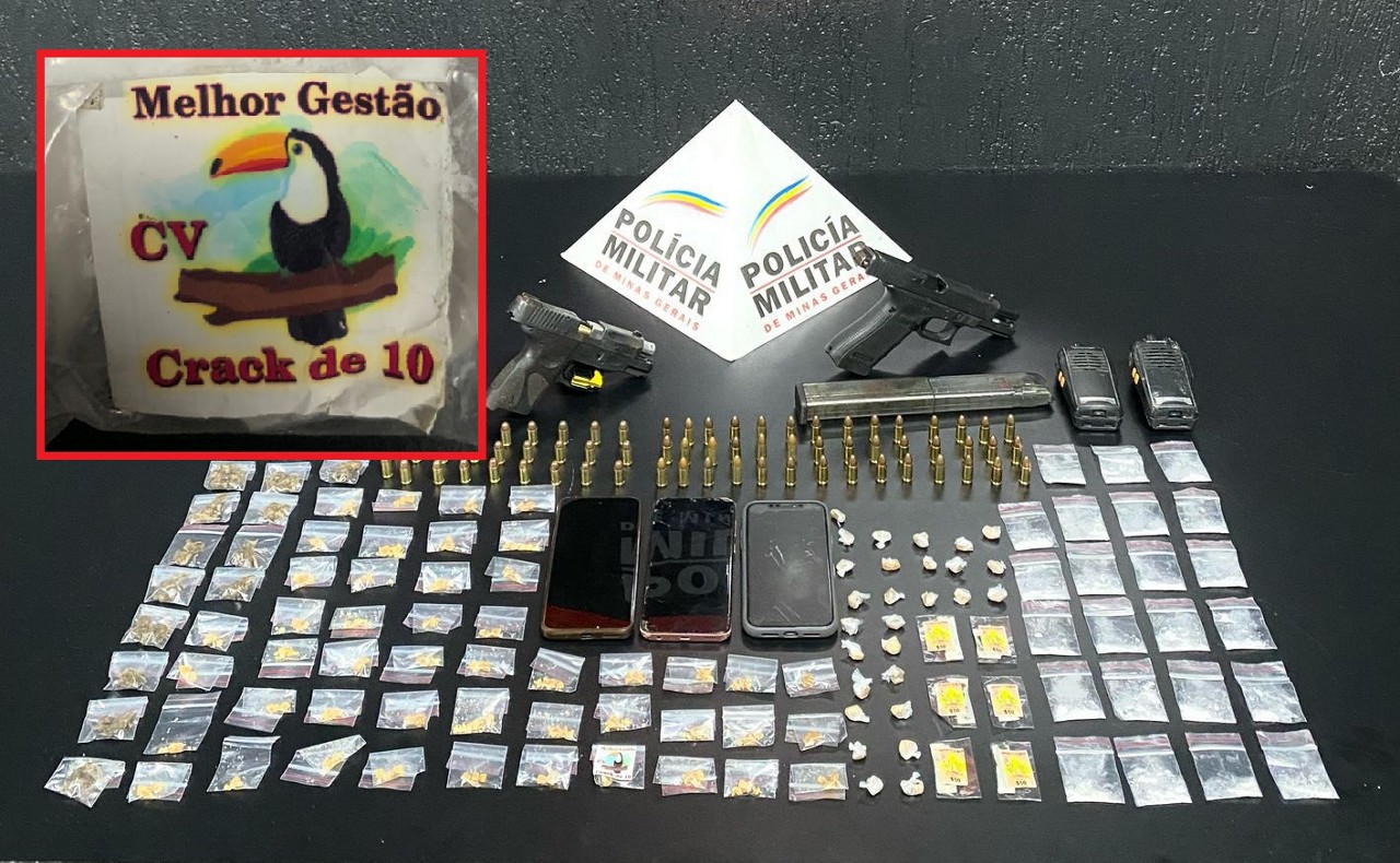 Drogas com selos do CV e armas foram apreendidos com um dos suspeitos mortos