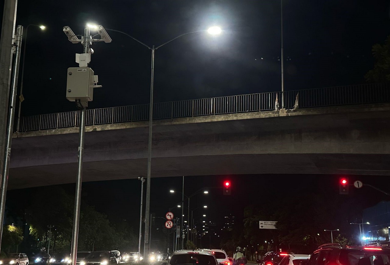Via Expressa vai ganhar mais um dispositivo que detecta avanço de sinal  