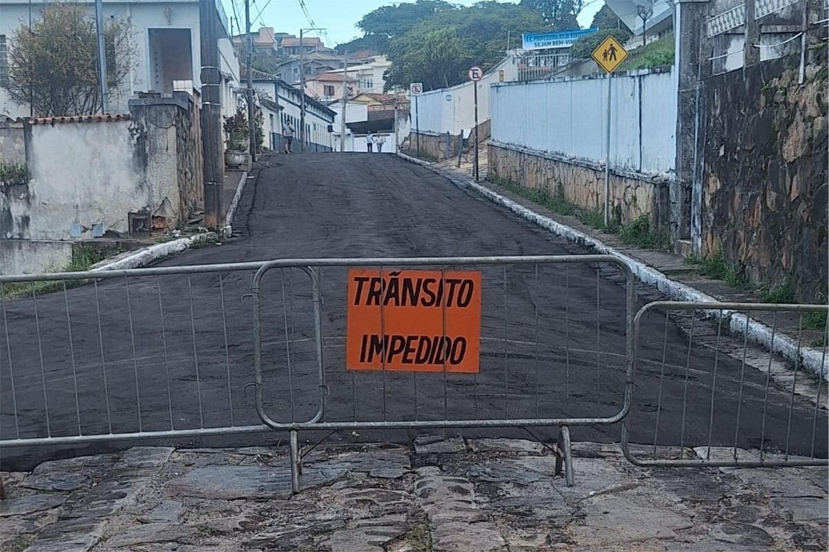 Asfaltamento é criticado por alguns moradores de Diamantina