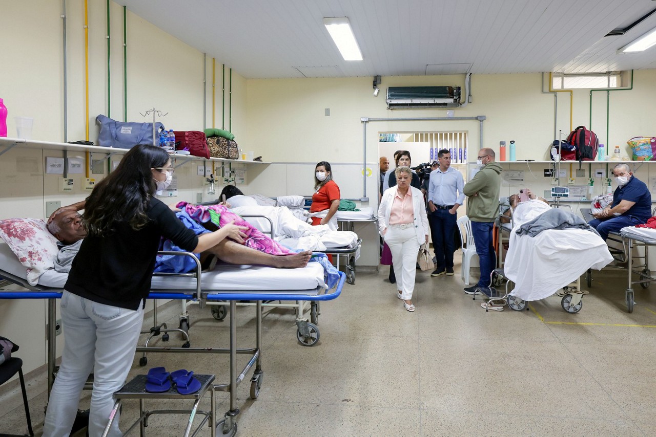 Mulheres terão direito a acompanhantes em hospitais públicos e privados