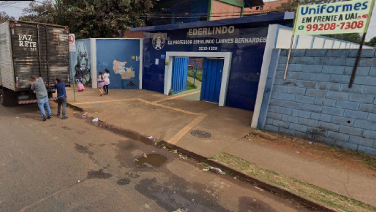 Escola Estadual Professor Ederlindo Lannes Bernardes recebeu pagode clandestino na madrugada de domingo (20/7)