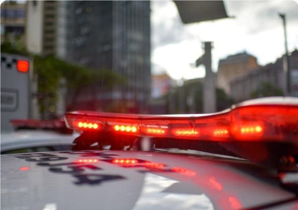 Homem em situação de rua suspeito do crime é procurado pela PM