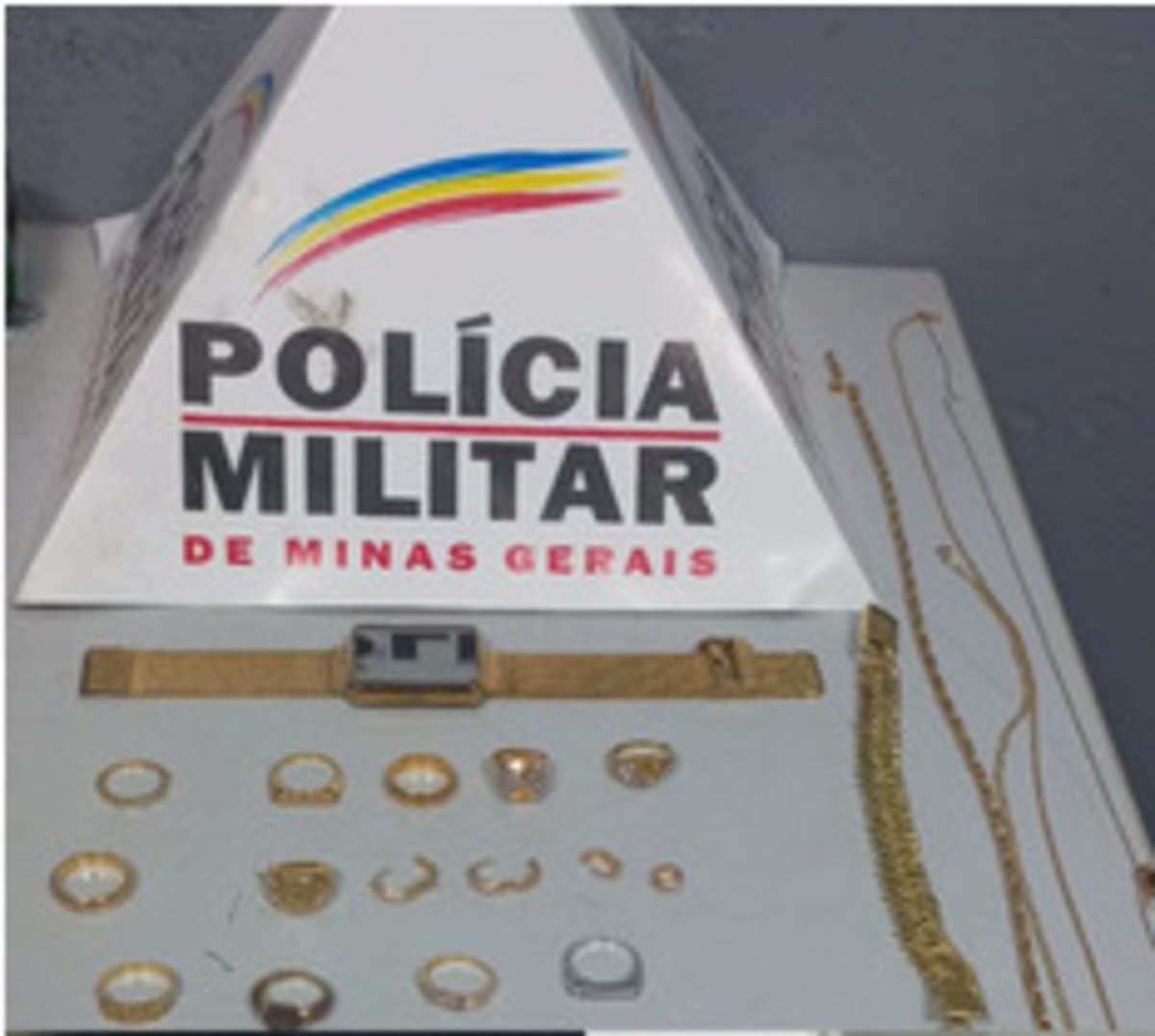 Objetos foram avaliados em R$ 34 mil