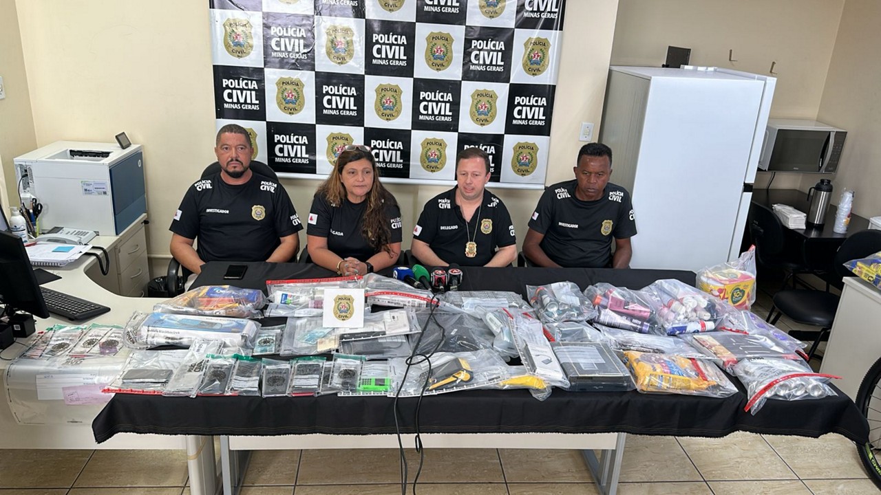 Polícia encontrou uma grande quantidade de produtos diversos 