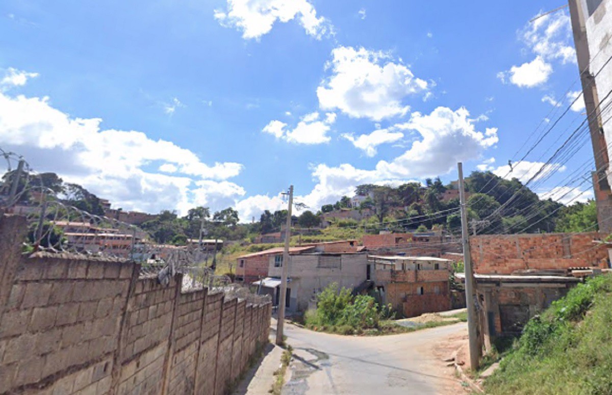 Vítima foi executada na avenida Existente, no bairro Novo Horizonte